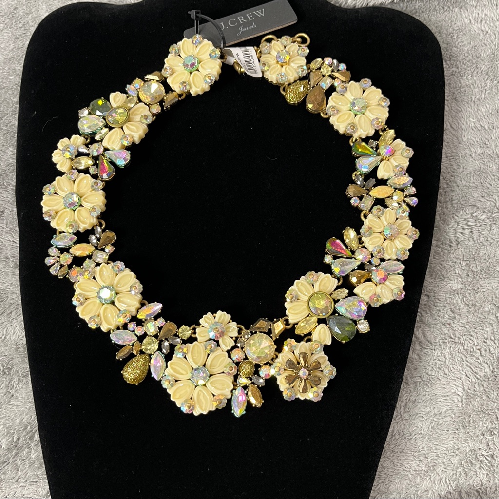 Nwt J.Crew Iridescent Floral Necklace - Cream And Gold Enameled Flowers